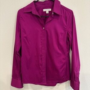 Banana Republic Women's Fuchsia Button-Down Shirt